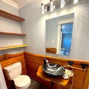 Meet your Posher, Trinity